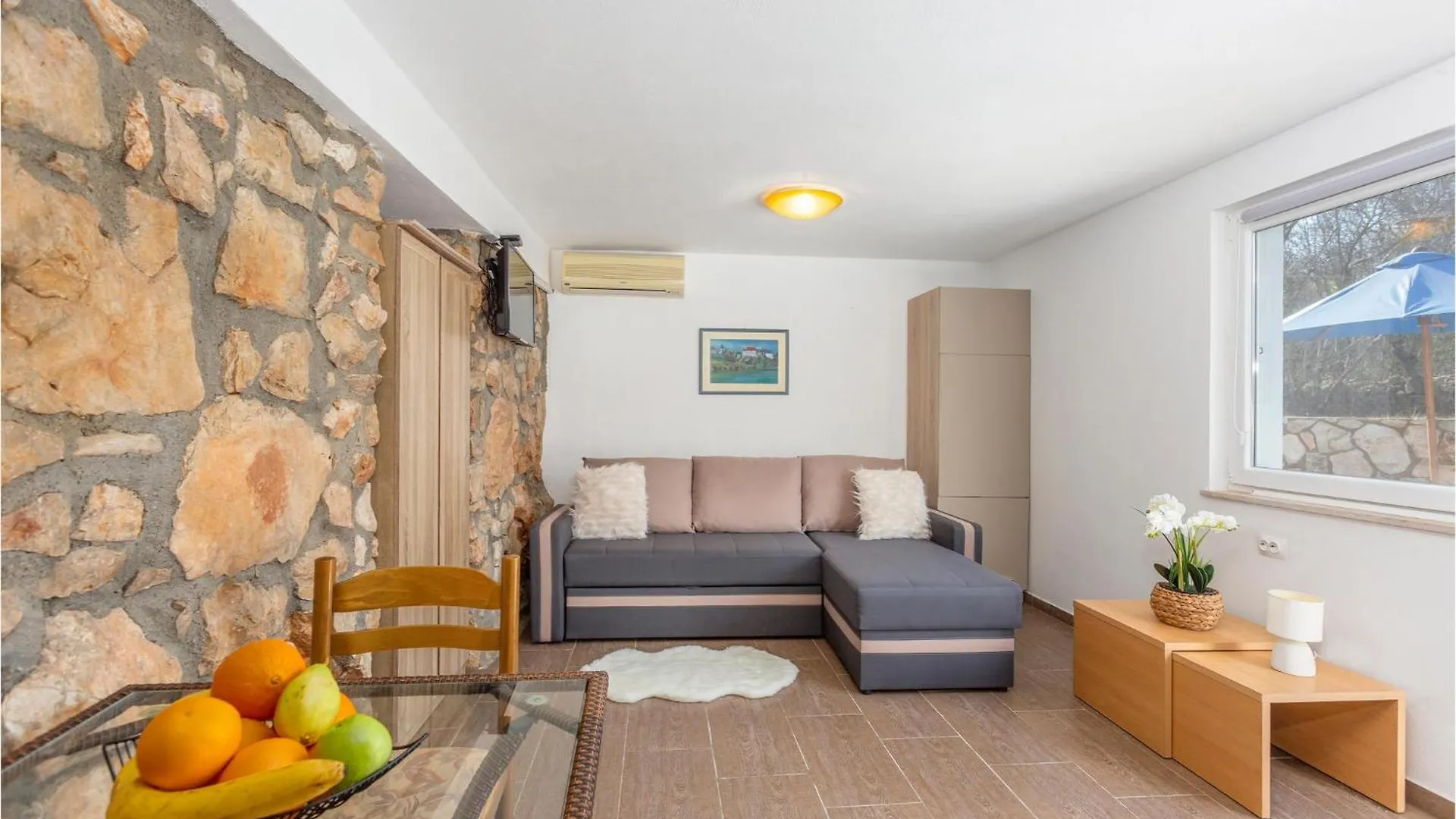 Holiday home Stunning Home In Sveti Vid Dobrinjski Gostinjac