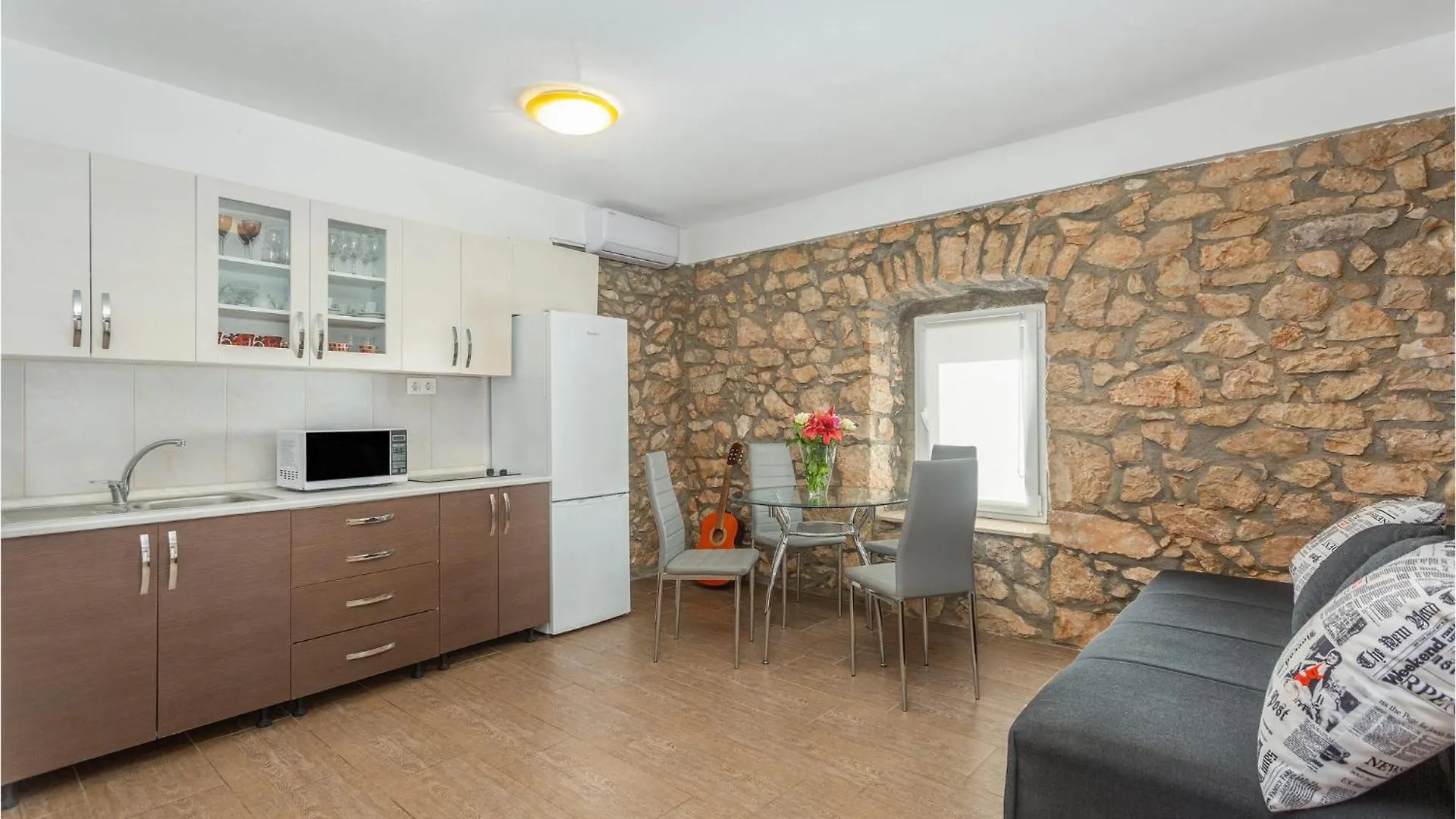 Holiday home Stunning Home In Sveti Vid Dobrinjski Gostinjac Croatia