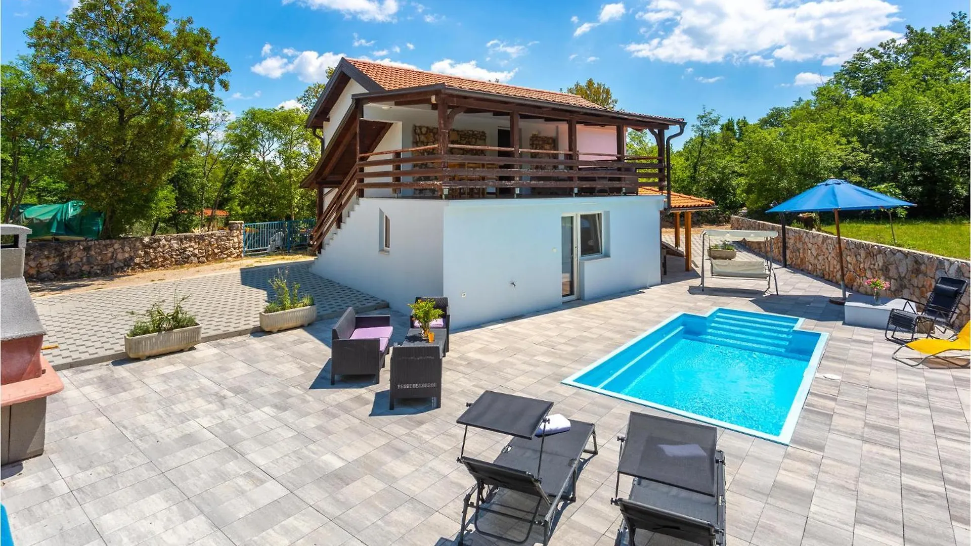 Stunning Home In Sveti Vid Dobrinjski contacts