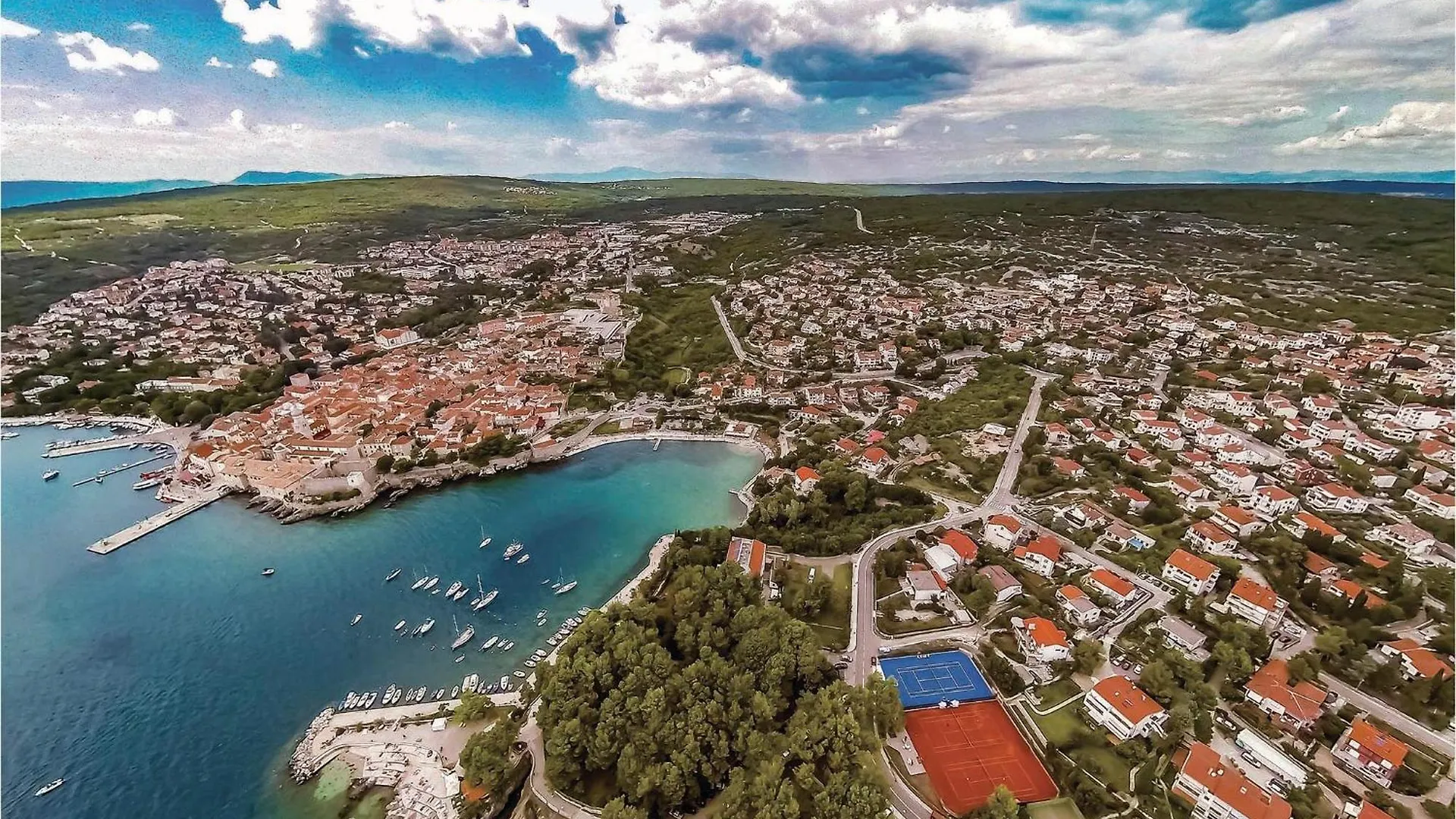 Stunning Home In Sveti Vid Dobrinjski Gostinjac 0*,  Croatia